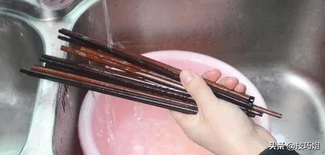 筷子发霉别乱扔简单处理一下,筷子发霉教你如何彻底清洗