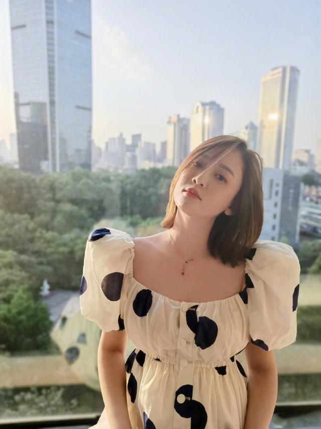 胖人体型的裙子连衣裙怎么穿才显瘦?全部是干货2020/21