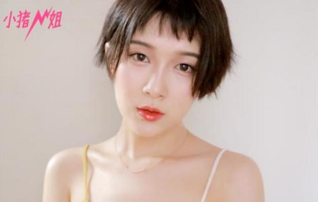 《何以笙箫默》的小黑妞？不，吴倩其实很好看