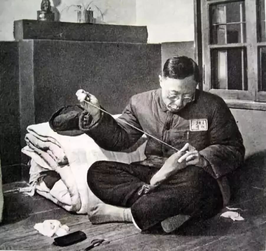 末代皇帝溥仪罪过那么大，为何毛主席却不杀他，反而还优待他？