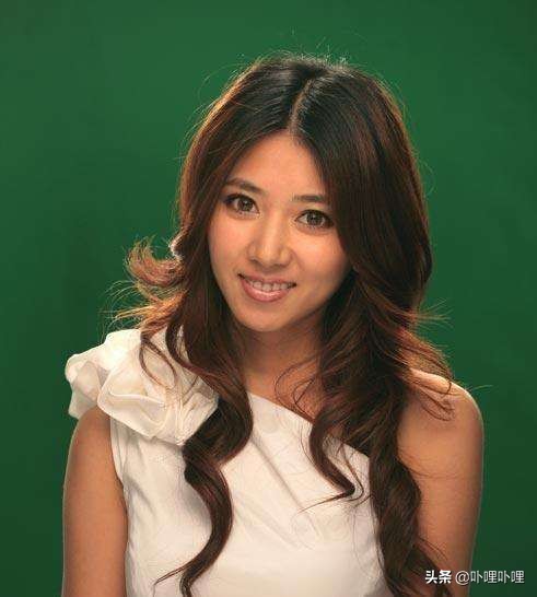 闫凤娇的最新状况,闫凤娇现在过得怎么样