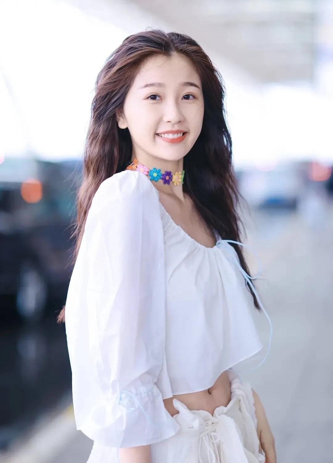 你是什么脸型适合什么发型动画,五官脸型整容