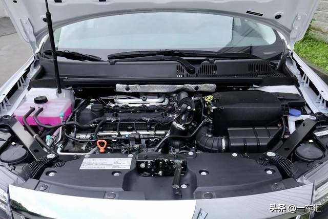 观致3自动挡领先版,观致32018领先款