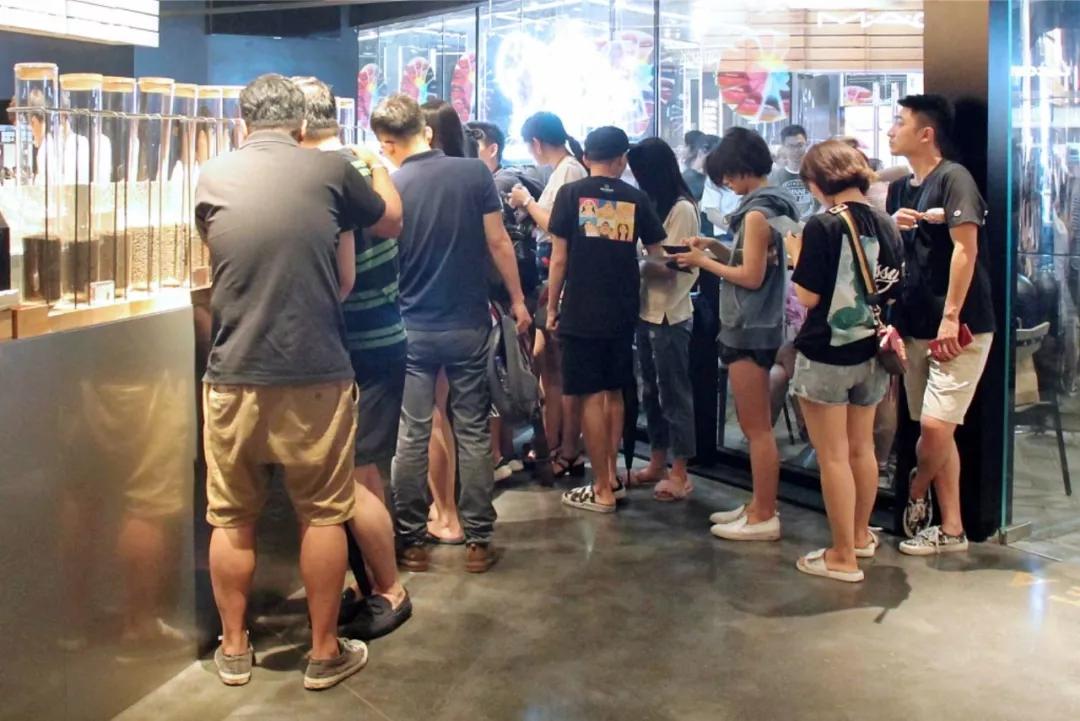 哪些奶茶店赚钱,奶茶店赚钱的多还是亏钱的多