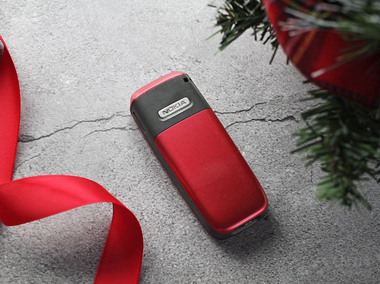 诺基亚2系列的手机,诺基亚2代