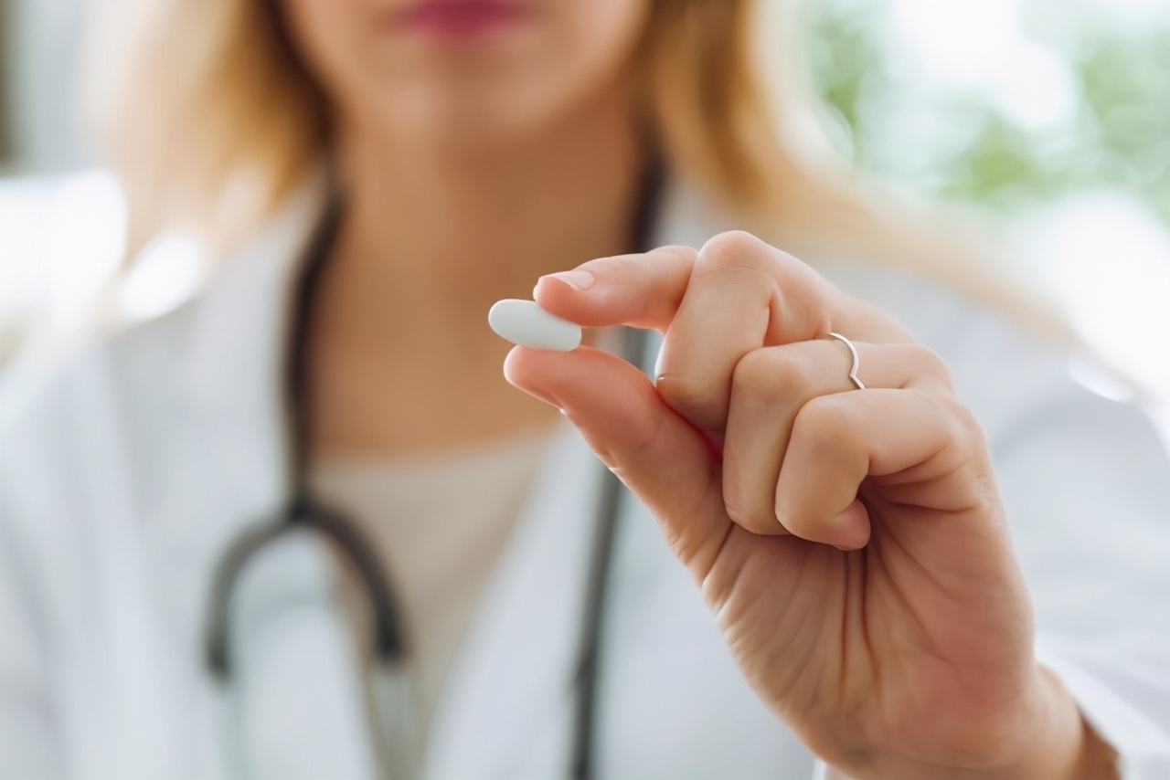 什么牌子的口服甲硝唑好使,几块钱一瓶甲硝唑可以治几种病