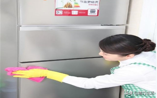 冰箱清洁有妙招轻松搞定冰箱污渍,冰箱怎么清洗污垢小窍门