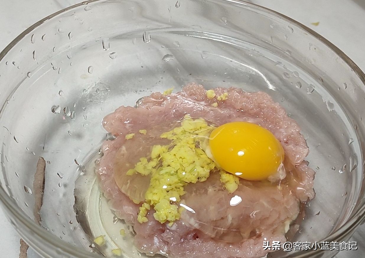 广州早茶店里的玉米饼怎么做,广东早茶香煎玉米饼不用皮