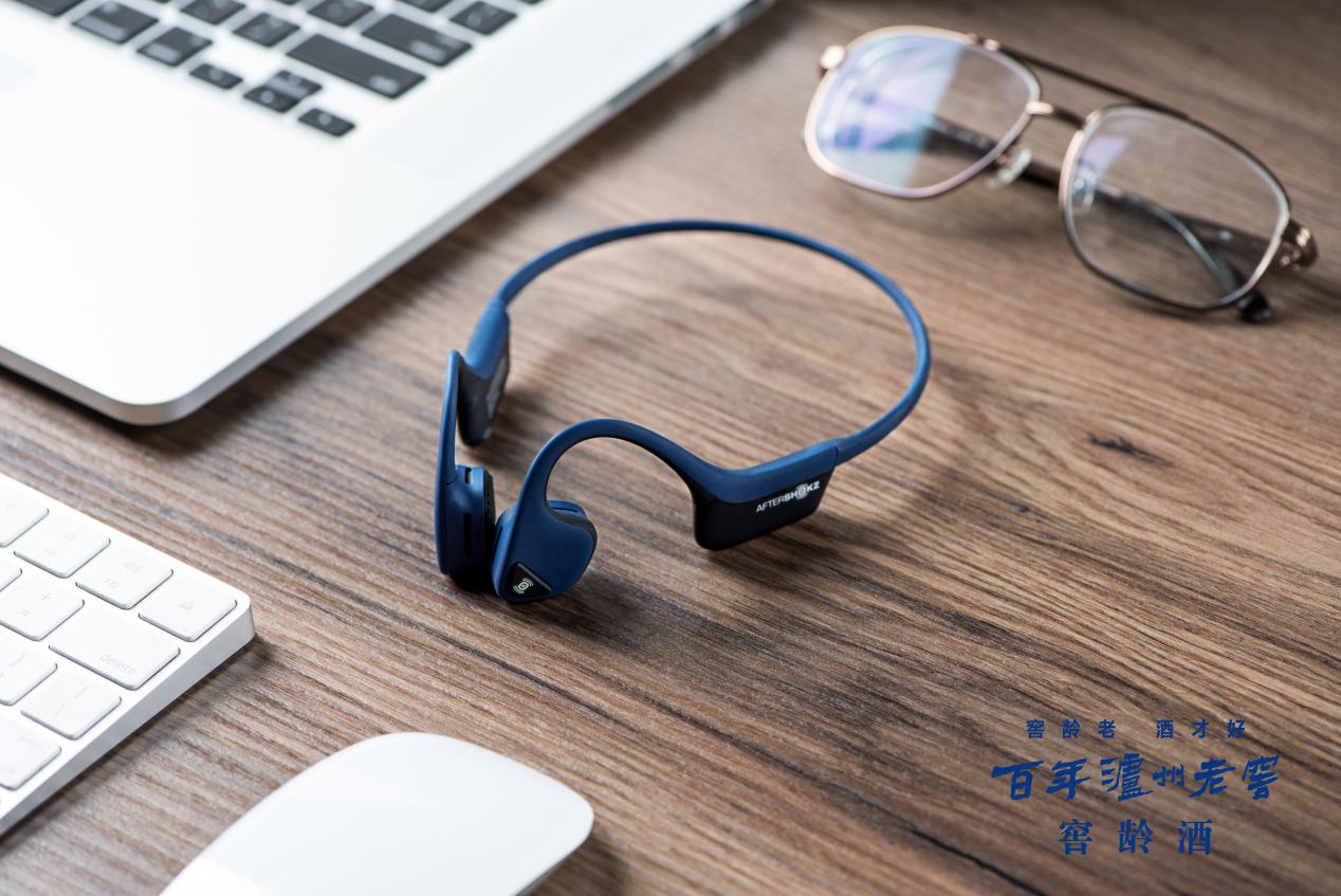 泸州老窖窖龄100年,百年泸州老窖窖龄酒品鉴酒值钱吗