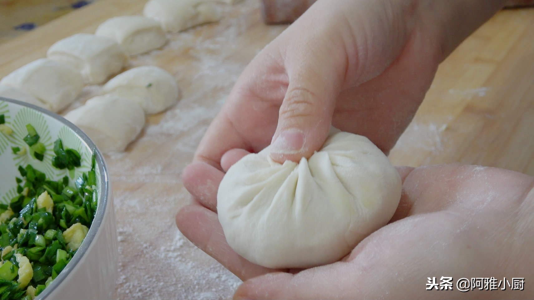 如何将馅饼的面做薄一点,怎么把馅饼做的薄