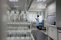 七匹狼男装属于什么层次,七匹狼男装塑造了品牌的什么形象