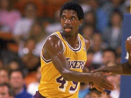 詹姆斯魔鬼训练视频,詹姆斯魔鬼训练