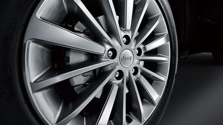 jeep官降,jeep大指挥官phev优惠5万元