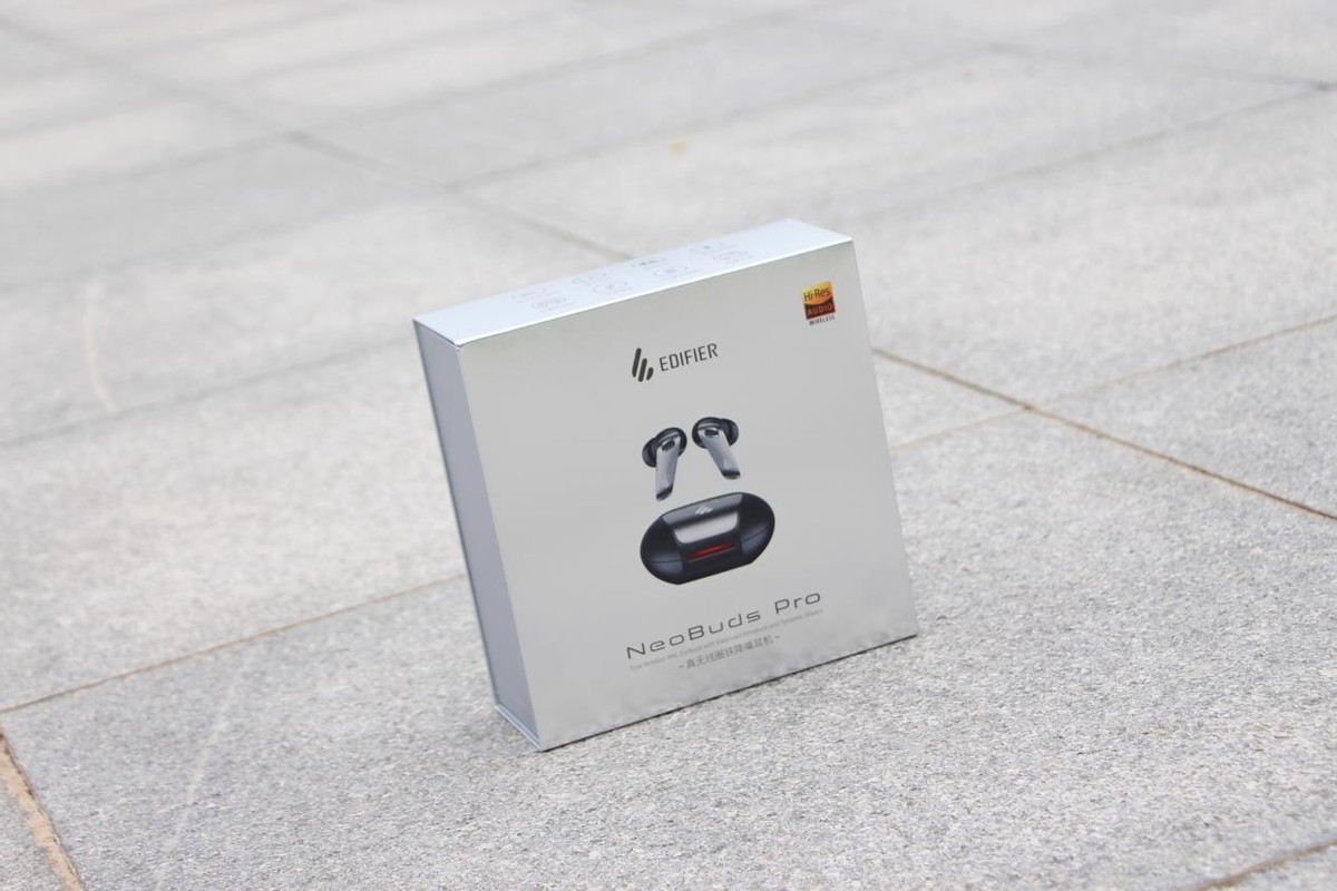 漫步者蓝牙耳机neobudspro测评,漫步者neobudspro与oppoencofree2