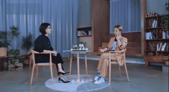 拉踩队友为难评委，看完伊能静所作所为，似乎知道庾澄庆为何离婚