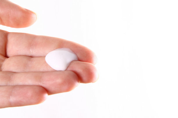 先乳后水和先水后乳适合什么皮肤,护肤的正确步骤先水后乳