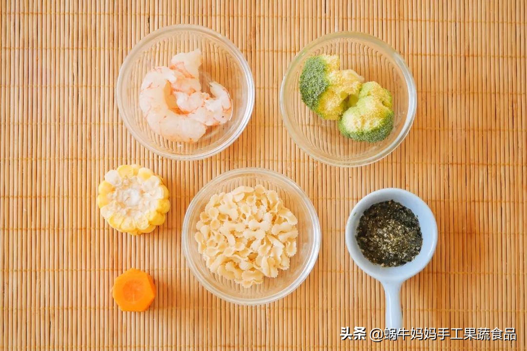 8个月宝宝一日三餐食谱时间表,12个月宝宝辅食三餐做法大全