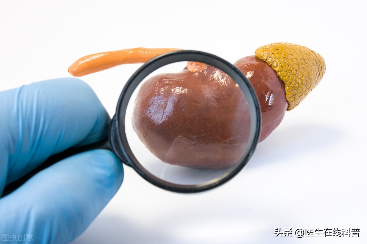 男子肾炎是什么症状,慢性肾炎尿潜血吃中药可以治愈吗