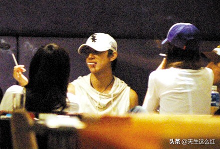 牛萌萌声明张默事件,张默牛萌萌恋情被证实