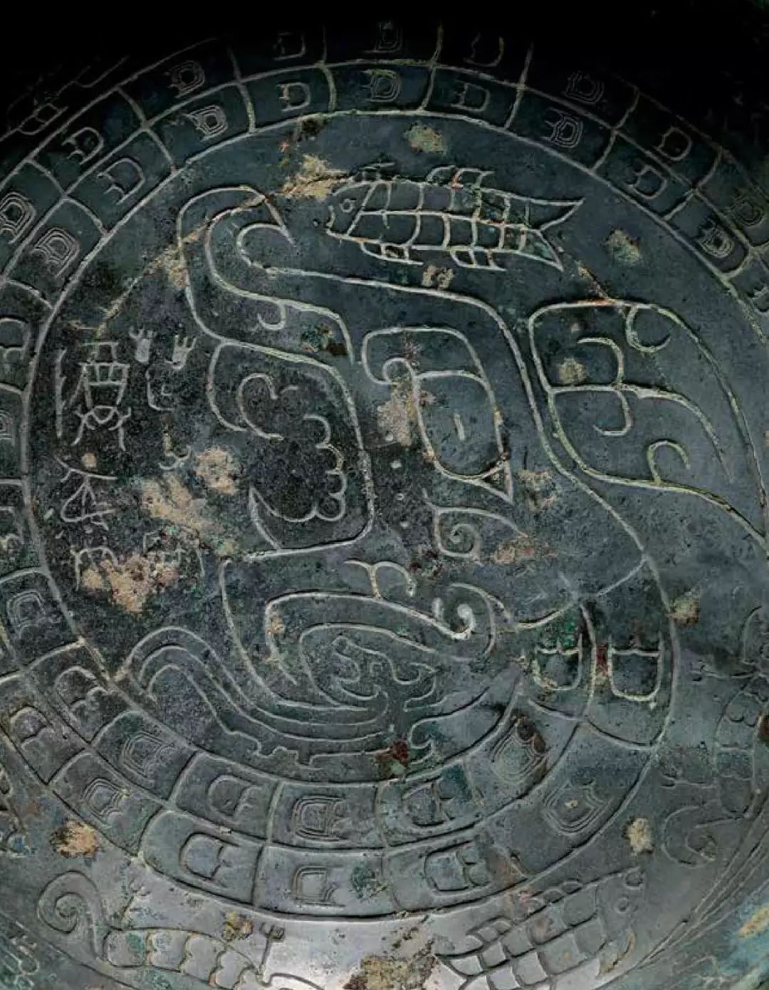 香港拍卖过亿的瓷器图片,香港保利瓷器拍卖图片