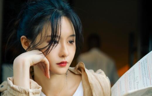 斗鱼主播阿冷我在景德镇等你,斗鱼一姐阿冷最新视频