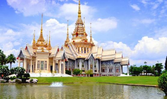 去泰国留学建议去哪所学校,泰国美术留学专业