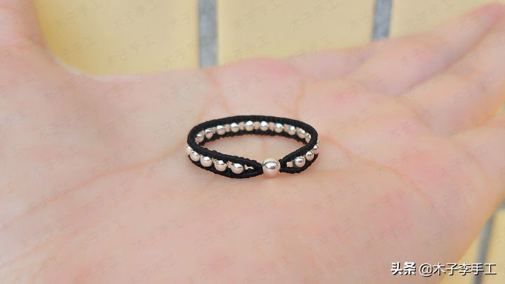 红绳编织戒指女款最新款,红绳戒指女款新款编法