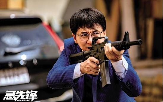 成龙年轻时真能打过李小龙吗,成龙功夫小子打醉拳