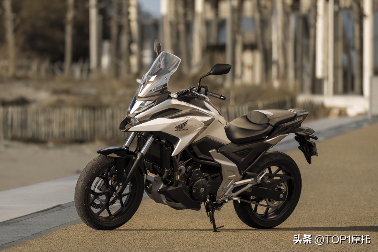 有鸟嘴的adv,adv探险和拉力区别