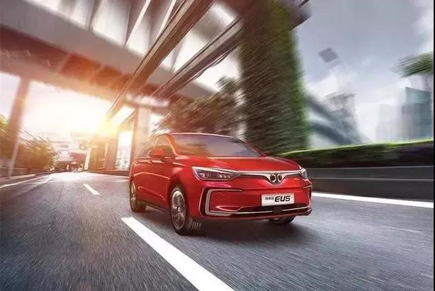 三亚跑滴滴租车需要多少钱,三亚网约车一天能挣多少钱