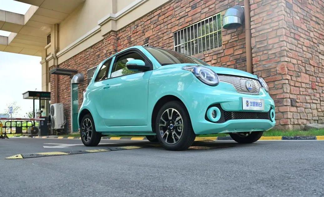 华晨新日i03,新日华晨i03快充电流逐渐增大