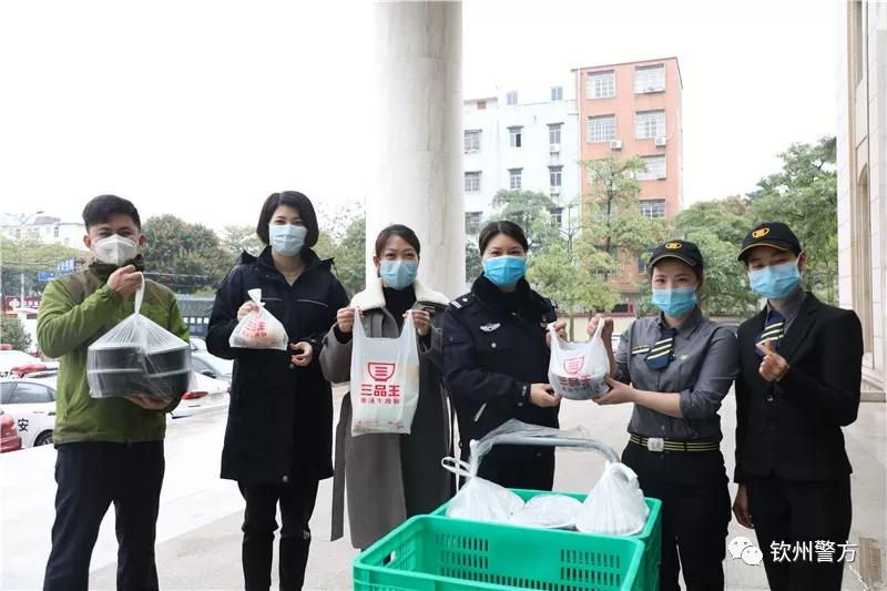 钦州抗击疫情我们一起努力,钦州防疫不惧风雨