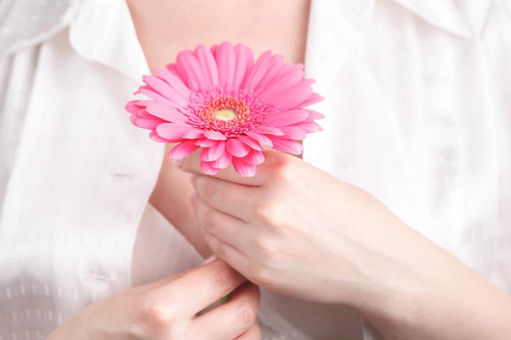 女人有没有妇科病，看这个地方，几秒钟就能看出来！