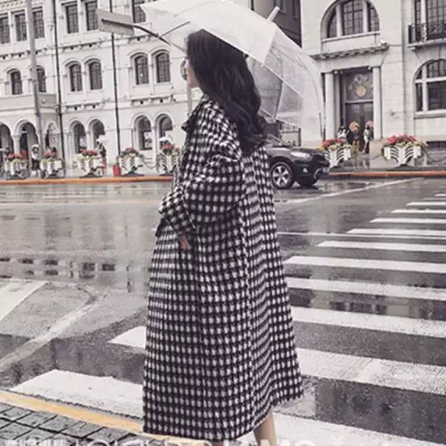 不是我吹，今年毛呢外套确实比貂绒好看，尤其适合小个子女生穿