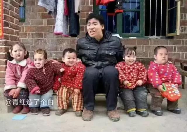 网红小学生作业走红,儿童网红背后真相