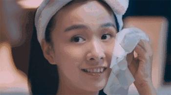 敷完面膜是马上洗还是吸收了再洗,面膜以后到底要不要清洗