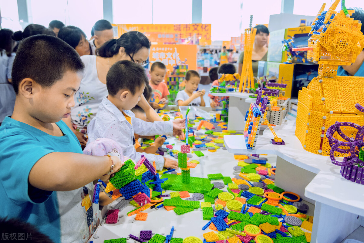 儿童益智玩具都有哪些种类,什么样的益智玩具最好