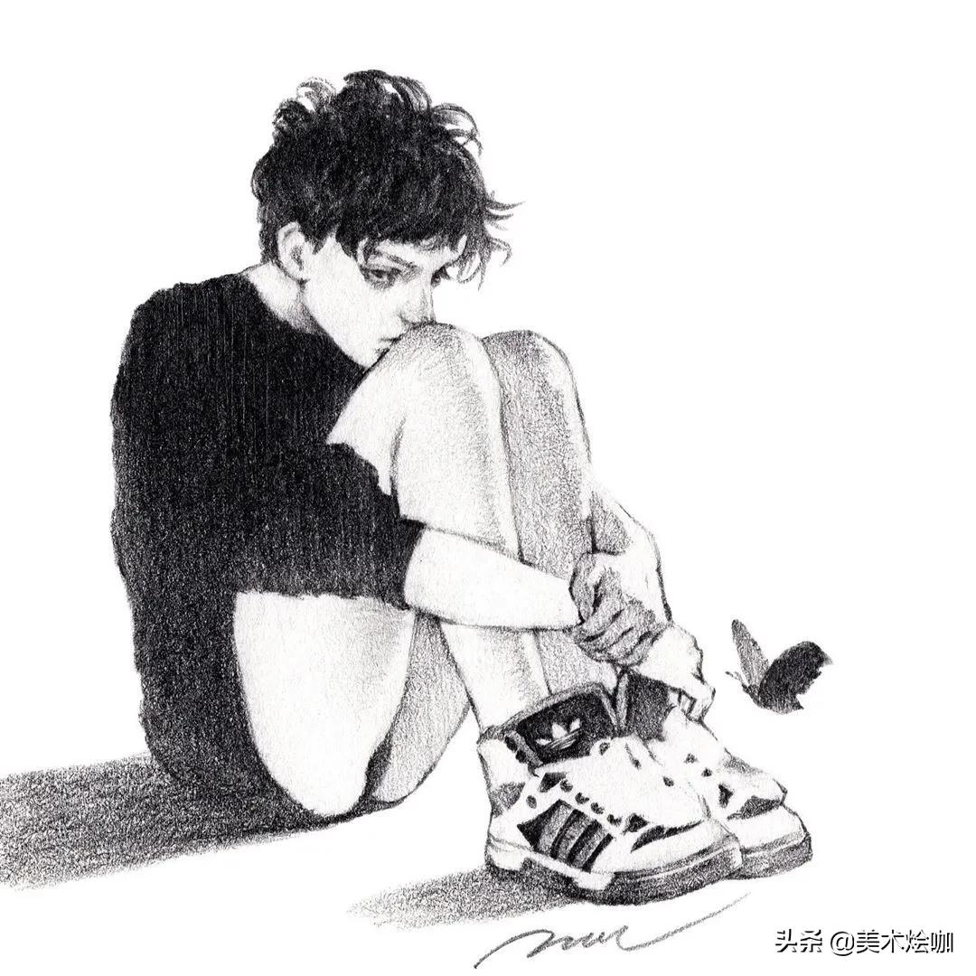 他笔下的极简山水禅意十足,他画的风景素描每笔都是细节