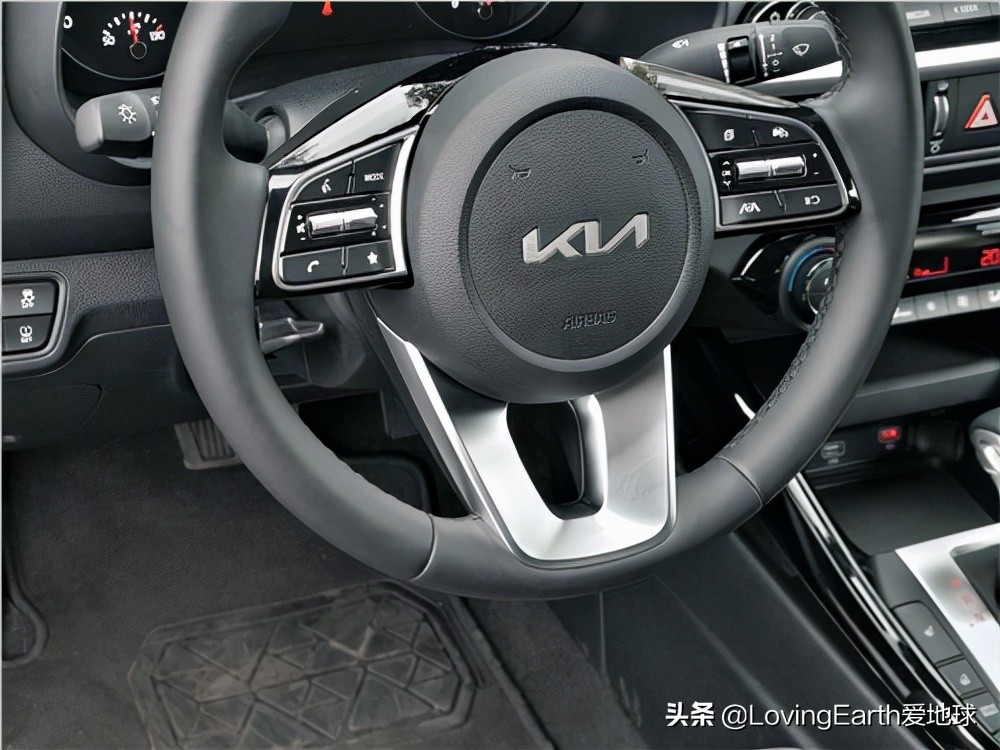 新款赛拉图起亚内饰,2023款起亚赛拉图试驾视频