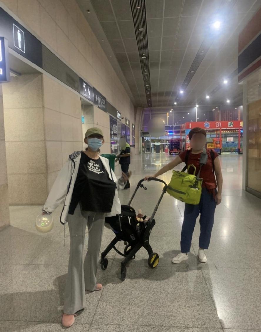 谢娜是母乳喂养吗,谢娜章子怡冰箱