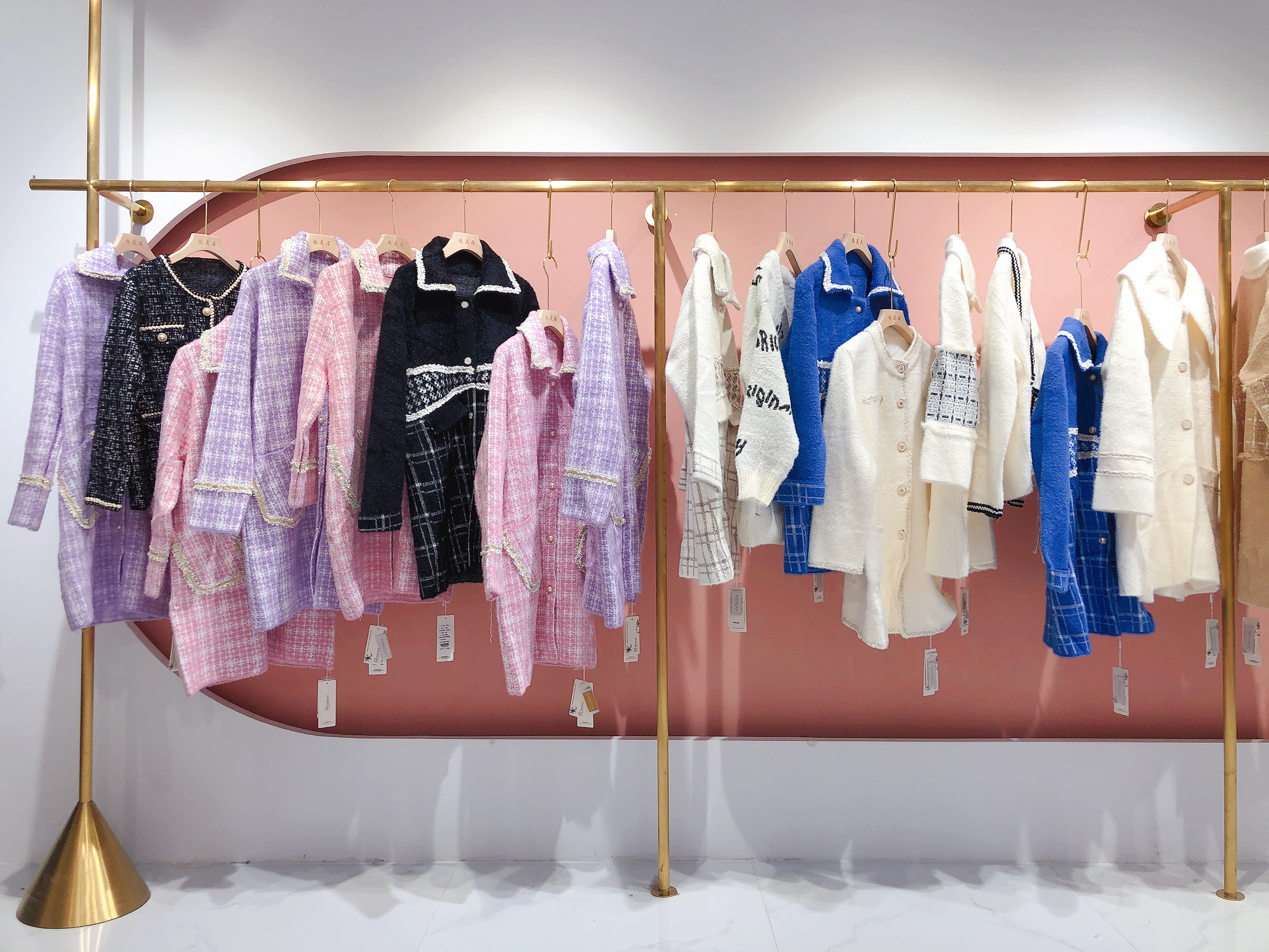 夏天尾货女装库存一手货源批发,怎么才能拿到好的尾货