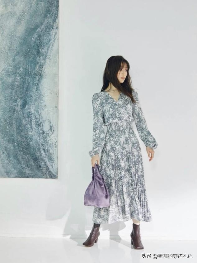 方头鞋才是今夏的最大惊喜,方头鞋显脚宽