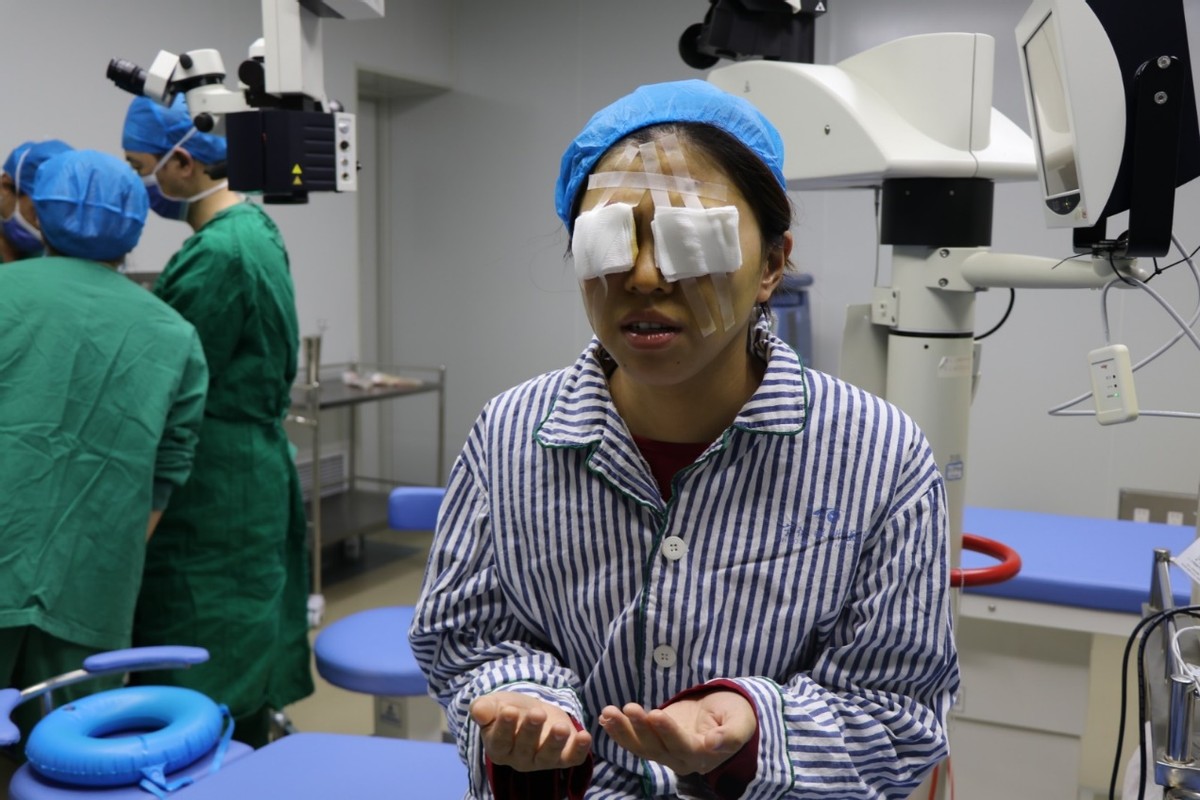 近视手术常见后遗症真相原来如此,近视手术后你后悔了吗