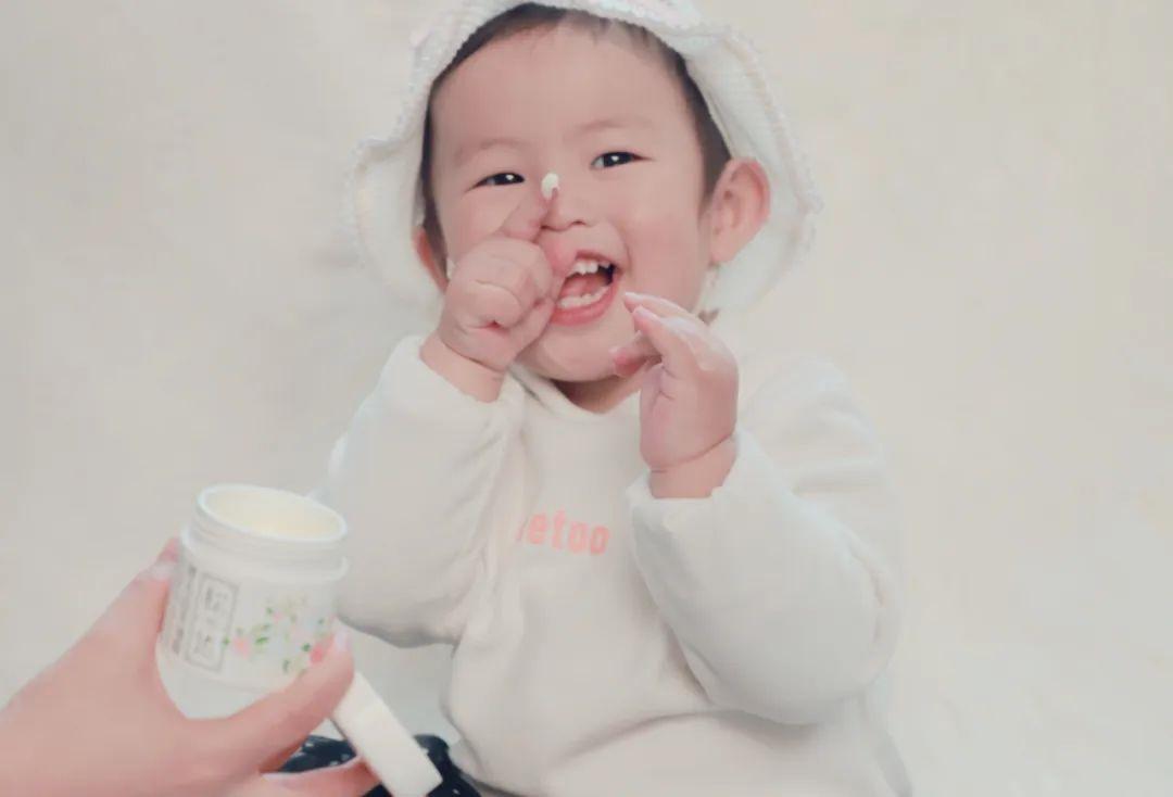 宝宝夏季湿疹挠破皮,宝宝湿疹挠破了有渗液怎么办