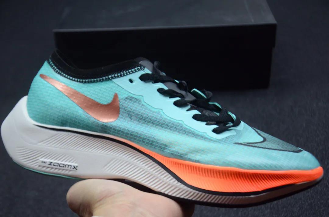 nikezoomx最好的跑鞋,还在为鞋子多不好放而烦恼吗
