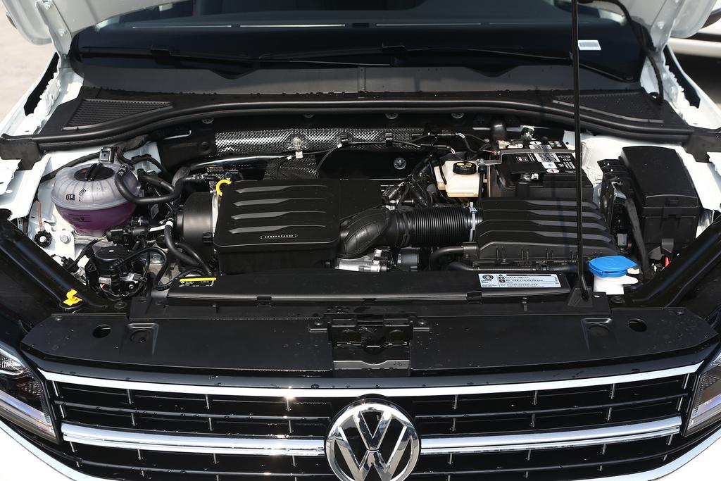 连丈母娘都说好的一台车！体验大众宝来，一台适合买菜的选手