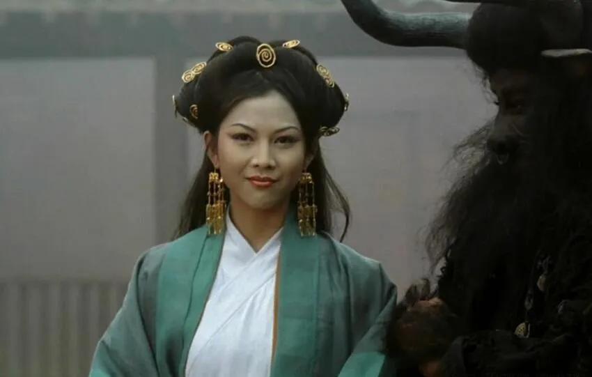 黄圣依还记得她演的七仙女吗,天仙配七仙女黄圣依身份暴露