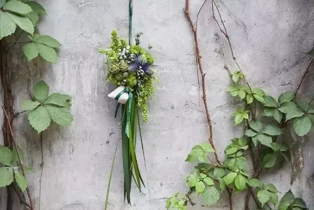 这家破厂房改造的花店,这是北京最美的小花店,明星都来拍照