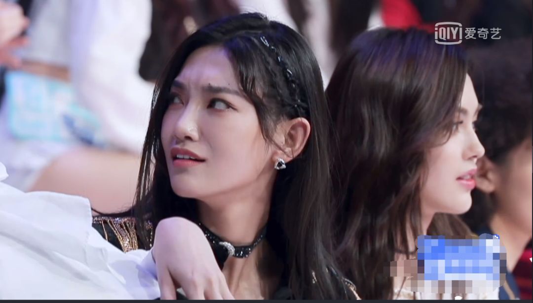 青你2选手如何吸引蔡徐坤,青你2lisa出场视频
