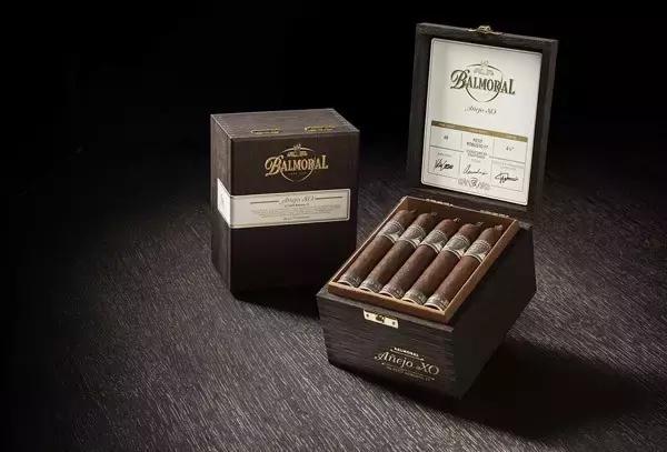 大多数人都有的奢侈品包包,世界十大奢侈品之一我们值得拥有